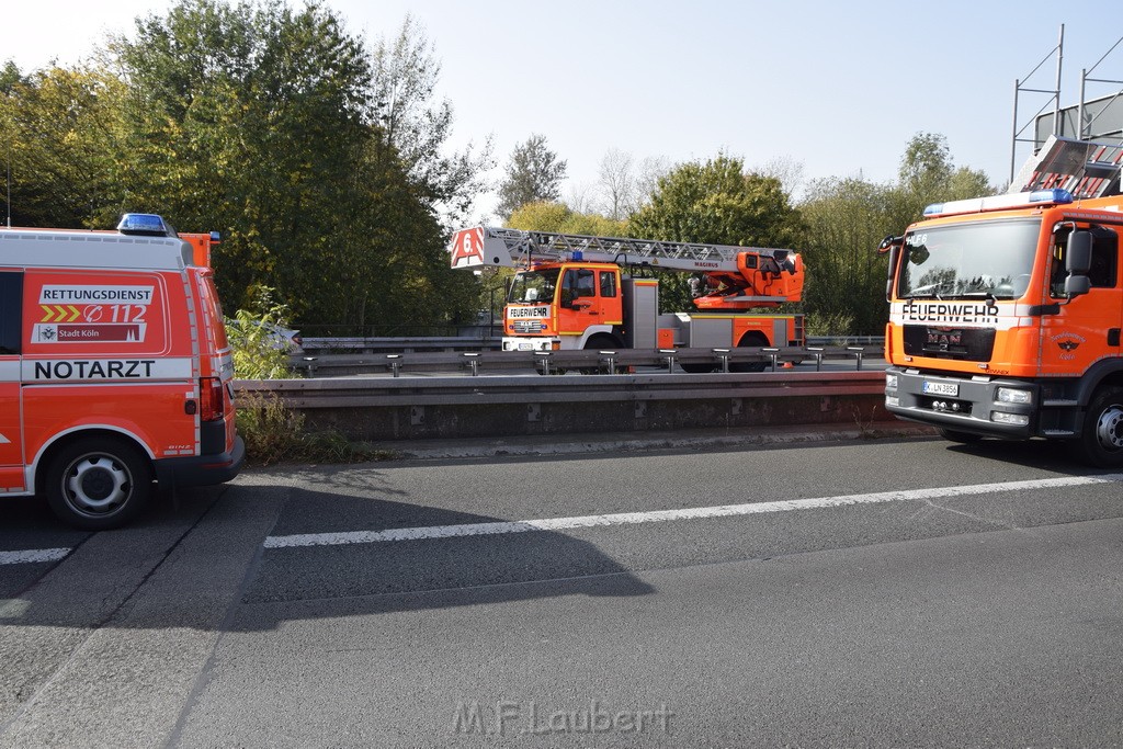 Schwerer VU PKlemm A 57 Rich Innenstadt Hoehe Koeln Chorweiler P251.JPG - Miklos Laubert